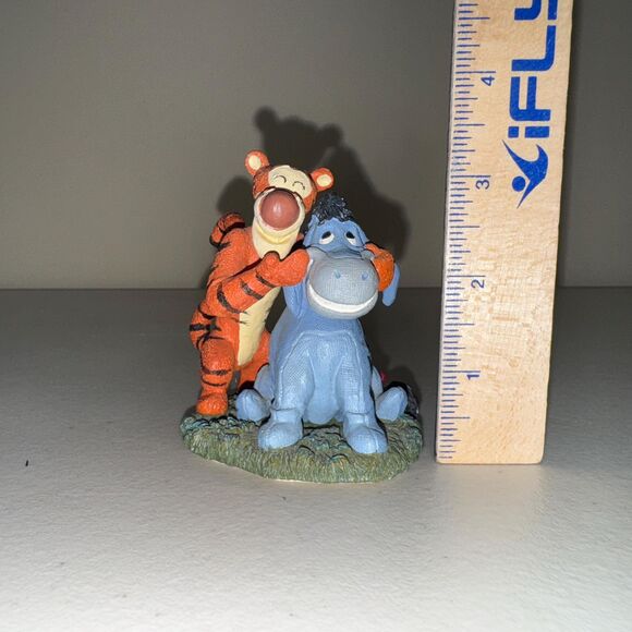 Vtg Disney Simply Pooh So This Is What Smiling Feels Like Eeyore Tigger Figurine - Picture 6 of 8